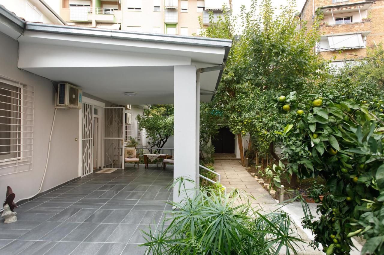 Villa20studioapartments Willa Tirana