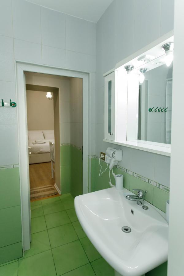 Villa20studioapartments * Tirana